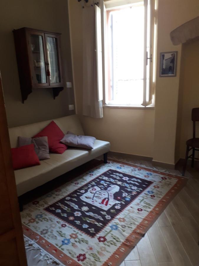 La Casina Del Centro Apartment เปรูจา ภายนอก รูปภาพ