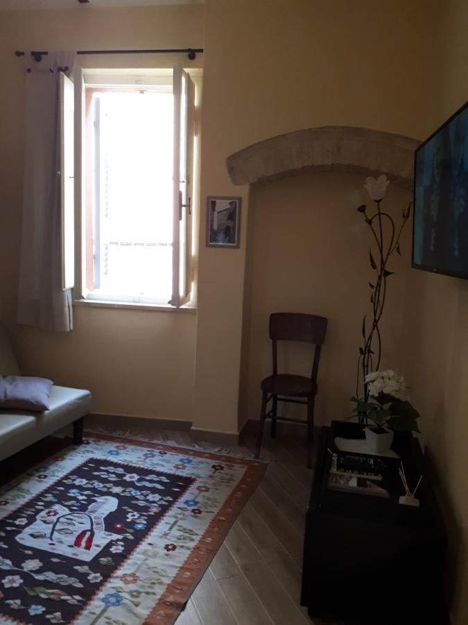 La Casina Del Centro Apartment เปรูจา ภายนอก รูปภาพ