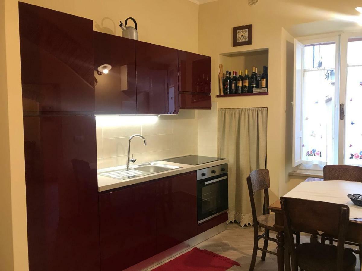 La Casina Del Centro Apartment เปรูจา ภายนอก รูปภาพ